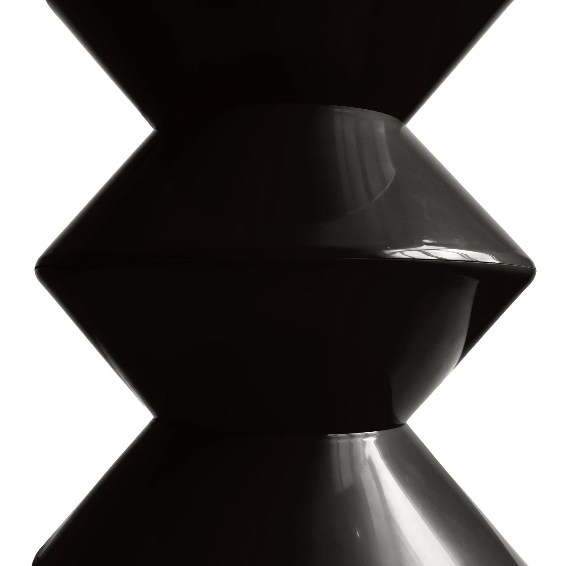 Aura Round Side Table in ABS Plastic With Contemporary Double-Hourglass Design - Elax Furniture