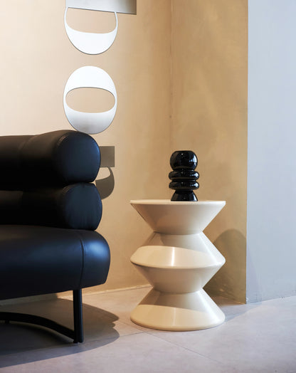 Aura Round Side Table in ABS Plastic With Contemporary Double-Hourglass Design - Elax Furniture