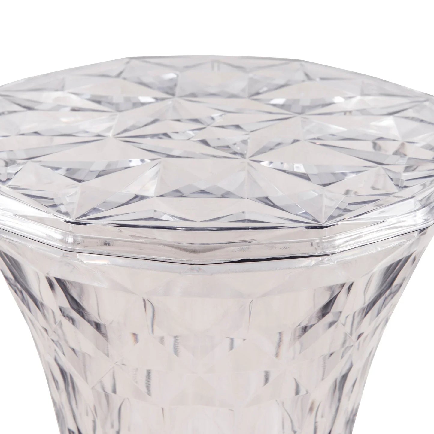 Clio Plastic Side Table with a Diamond Shape Design - Elax Furniture