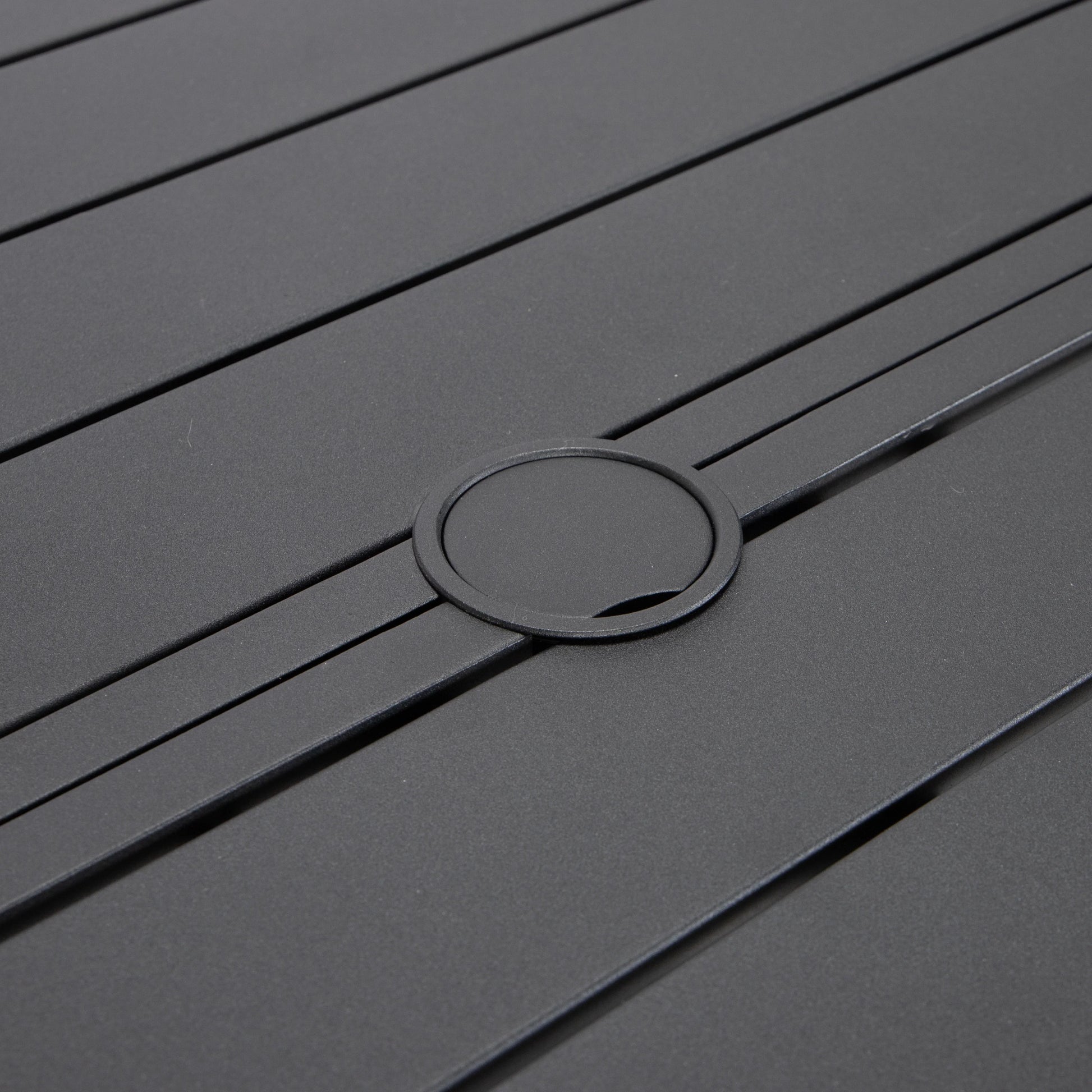 Chelsea 48" Round Outdoor Aluminum Dining Table for Patio - Elax Furniture