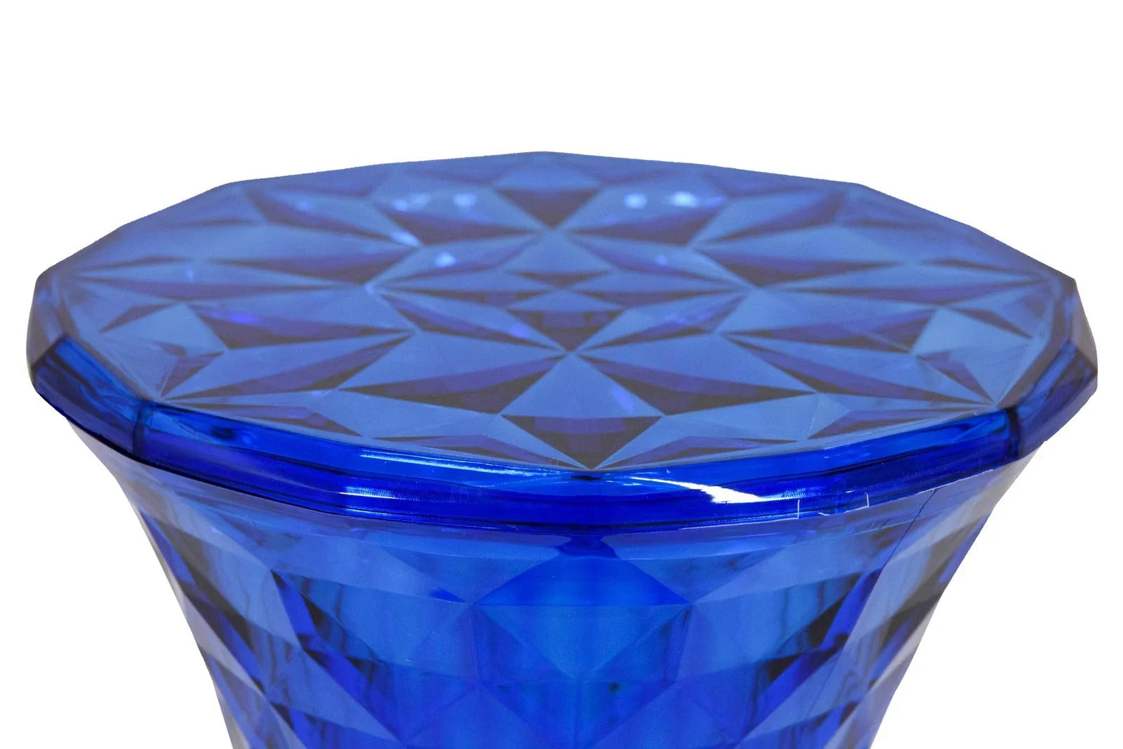 Clio Plastic Side Table with a Diamond Shape Design - Elax Furniture