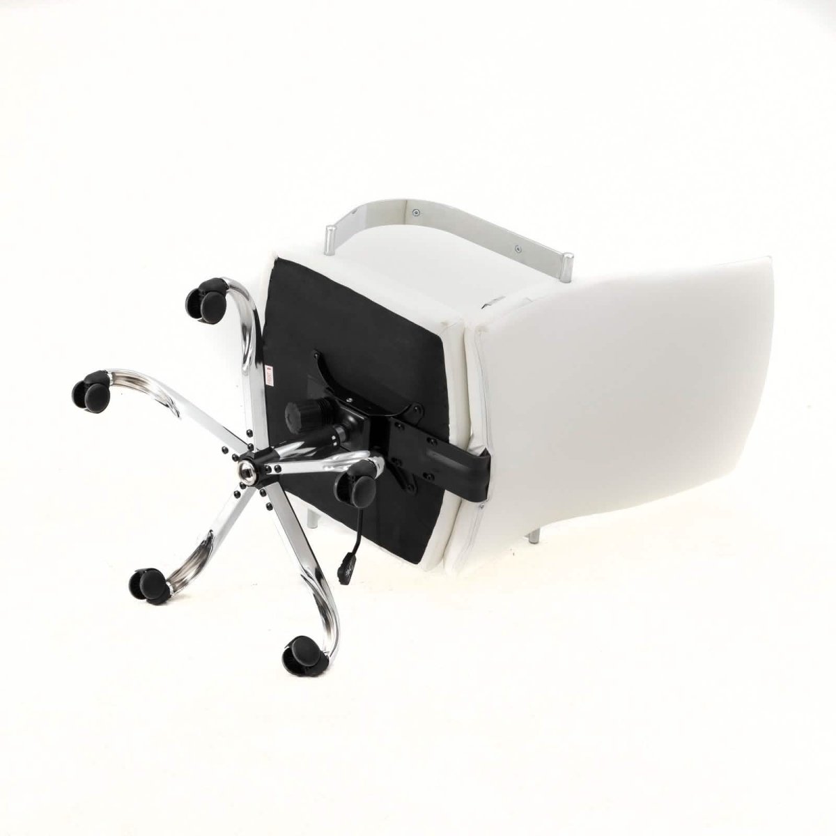 Sonora High-Back Leather Office Chair in Chrome Steel Base White Office Chair Leisuremod
